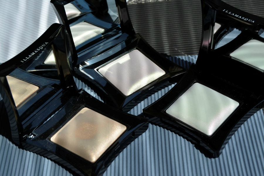 Illamasqua | 明星BEYOND高光7折!来收超美OMG香槟色