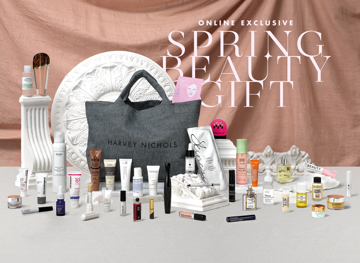 Harvey Nichols | 会员美妆满额送价值£600礼品,Fenty、Hourglass、Chanel贵牌缺啥买啥!