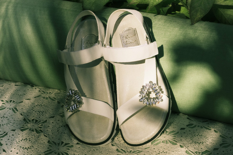 Roger Vivier | 季末低至5折开始!经典方扣、吉娜同款凉鞋折扣收入!