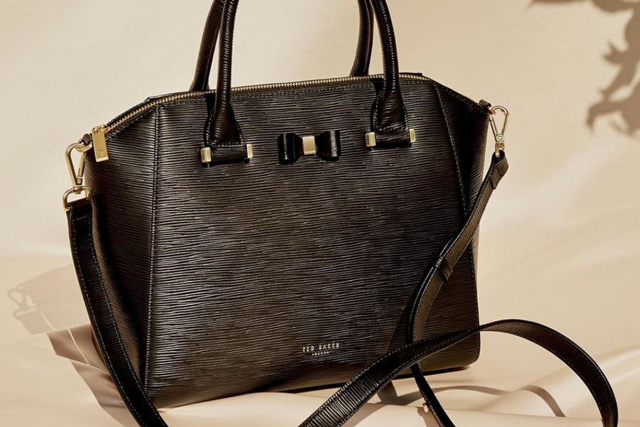 Ted Baker季中折扣低至5折!经典蝴蝶结化妆包仅£18