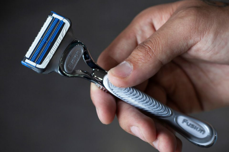 Gillette精选剃须刀限时67折,最低仅需8镑